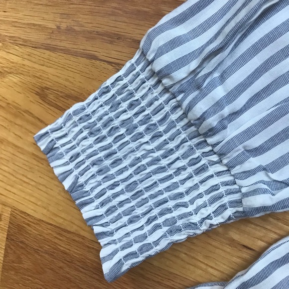 Loft Top - Picture 3 of 4